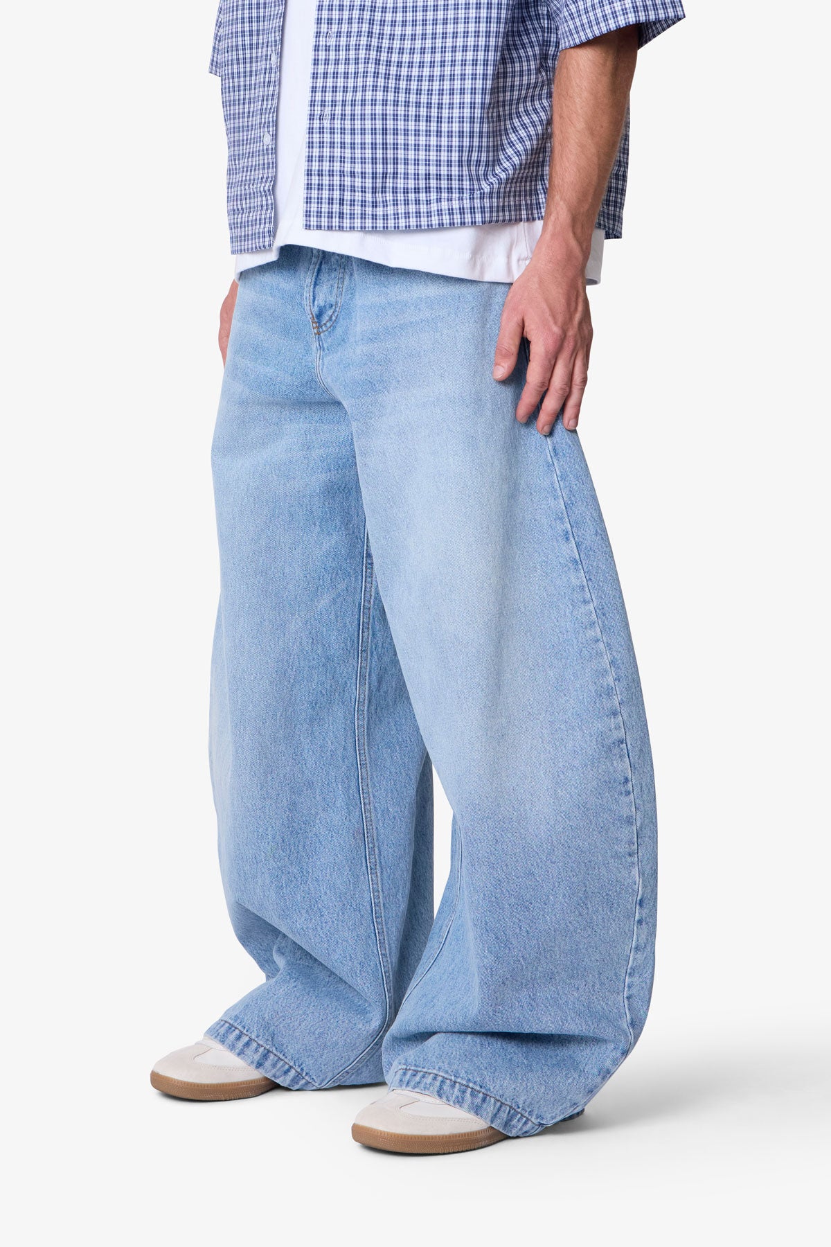 Barrel Denim - Light Blue