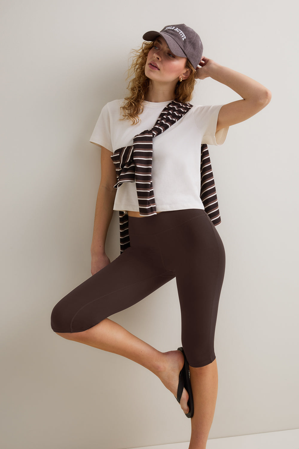 DayFlex Capri Legging - Chestnut Brown