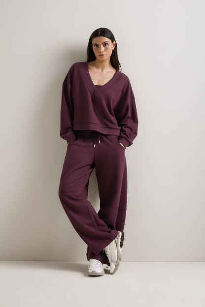 V-Neck Sweatshirt - Fig