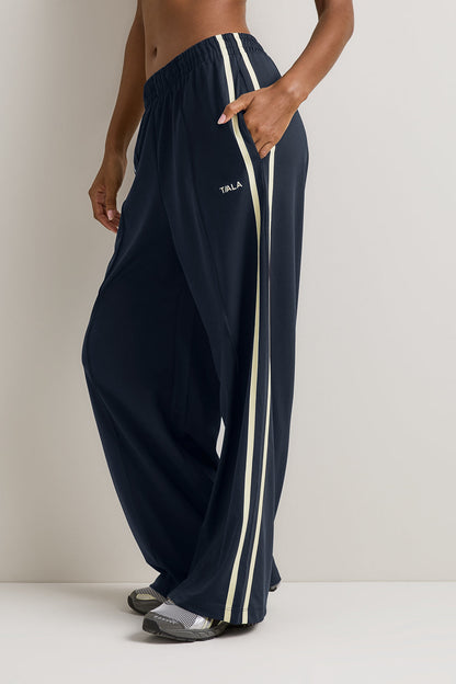 Contrast Stripe Jogger - Midnight Navy