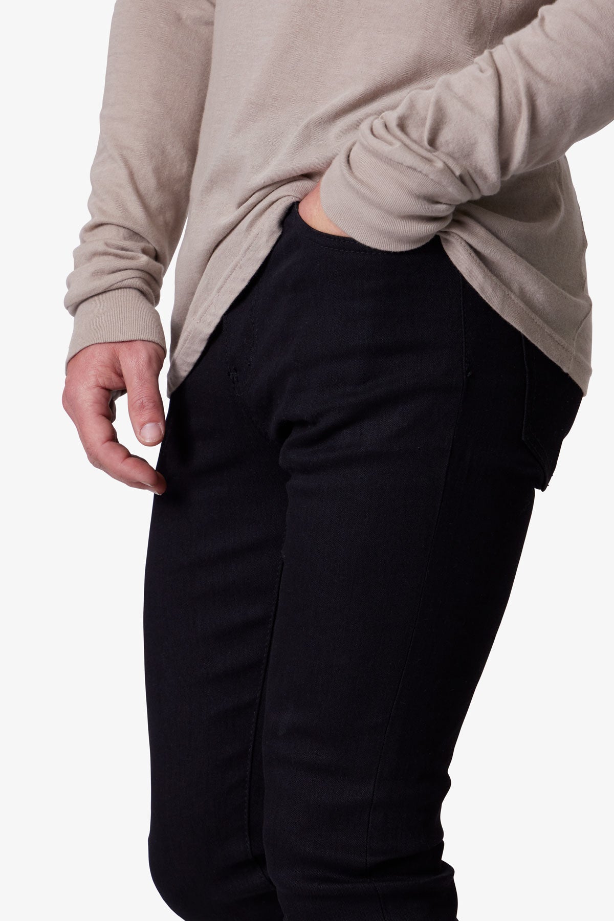 X43 Skinny Denim - Matte Black